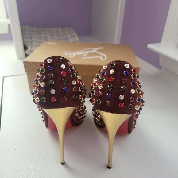 CHRISTIAN LOUBOUTIN FOLLIES CABO SUEDE PUMP (BURGUNDY ) - Picture 8 of 8